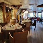 Ellivuori With Sauna And Balcony * Sastamala