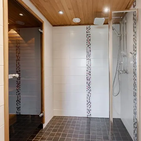 Ellivuori With Sauna And Balcony Appartamento *